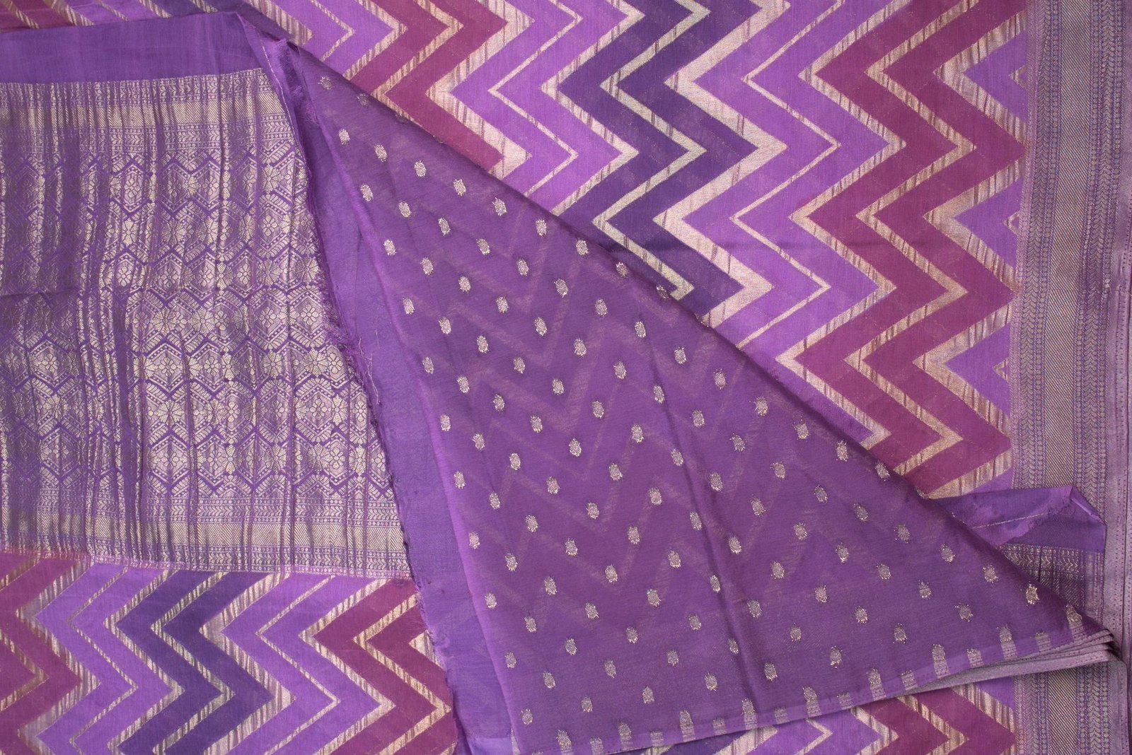 Premium Crush Georgette Rangkat Saree | VKSH0460F - Image 3