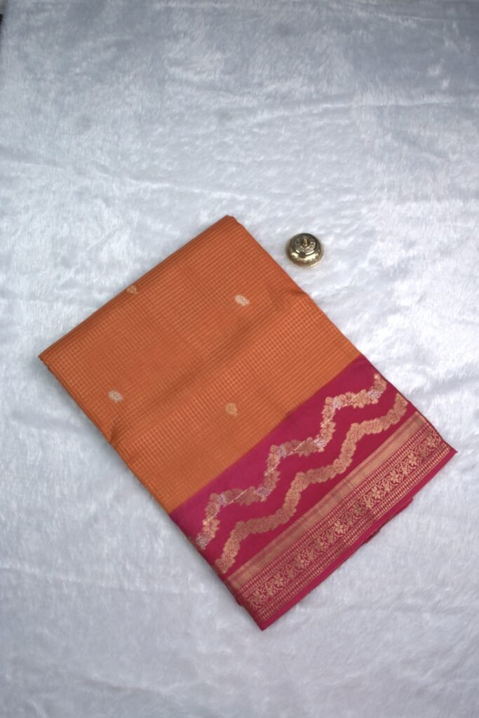 Premium Vintage Viscose Silk Saree | VKSH0317A