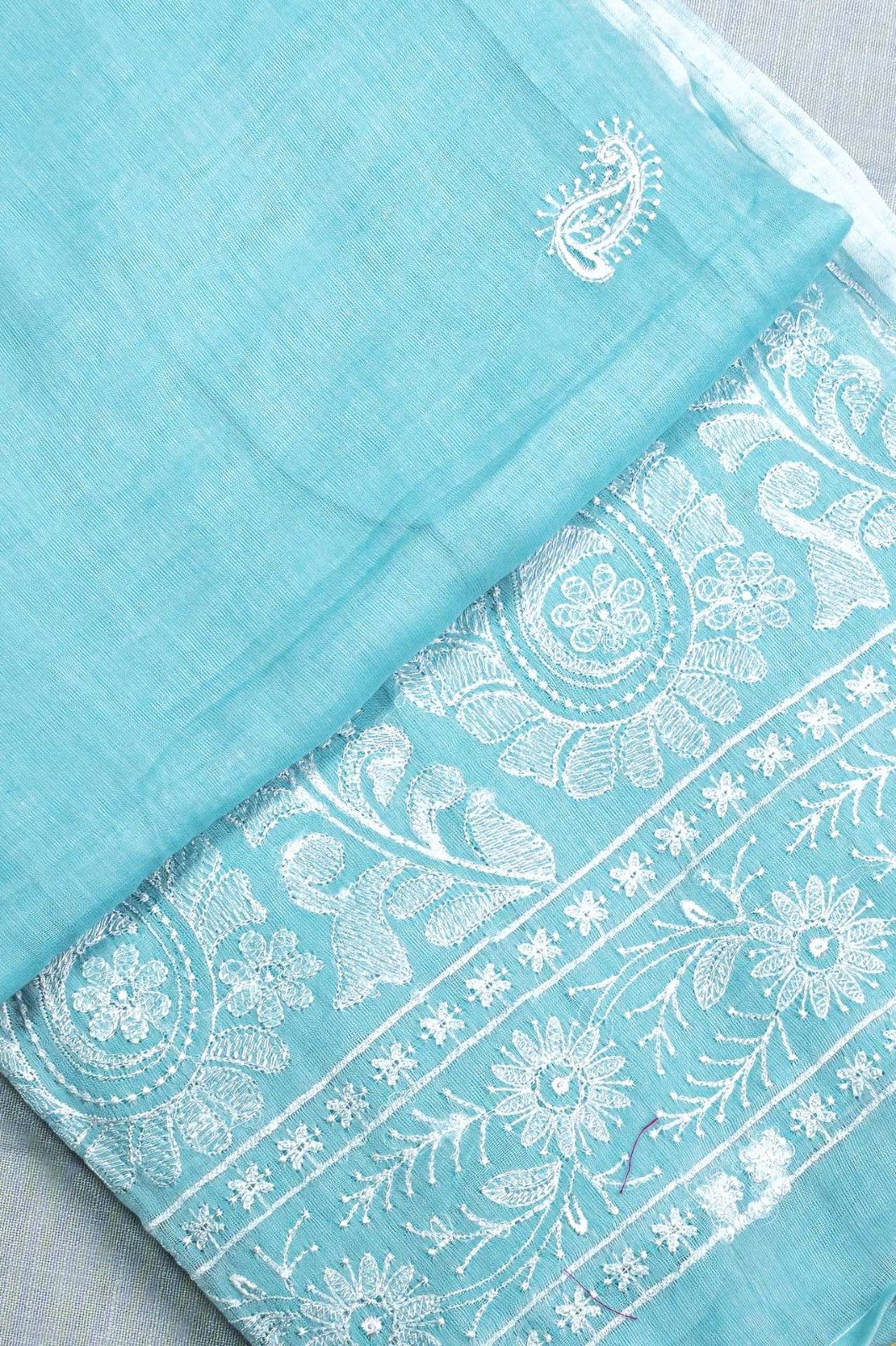 Chikan kari Mul Cotton Saree | VKSH0391b - Image 2
