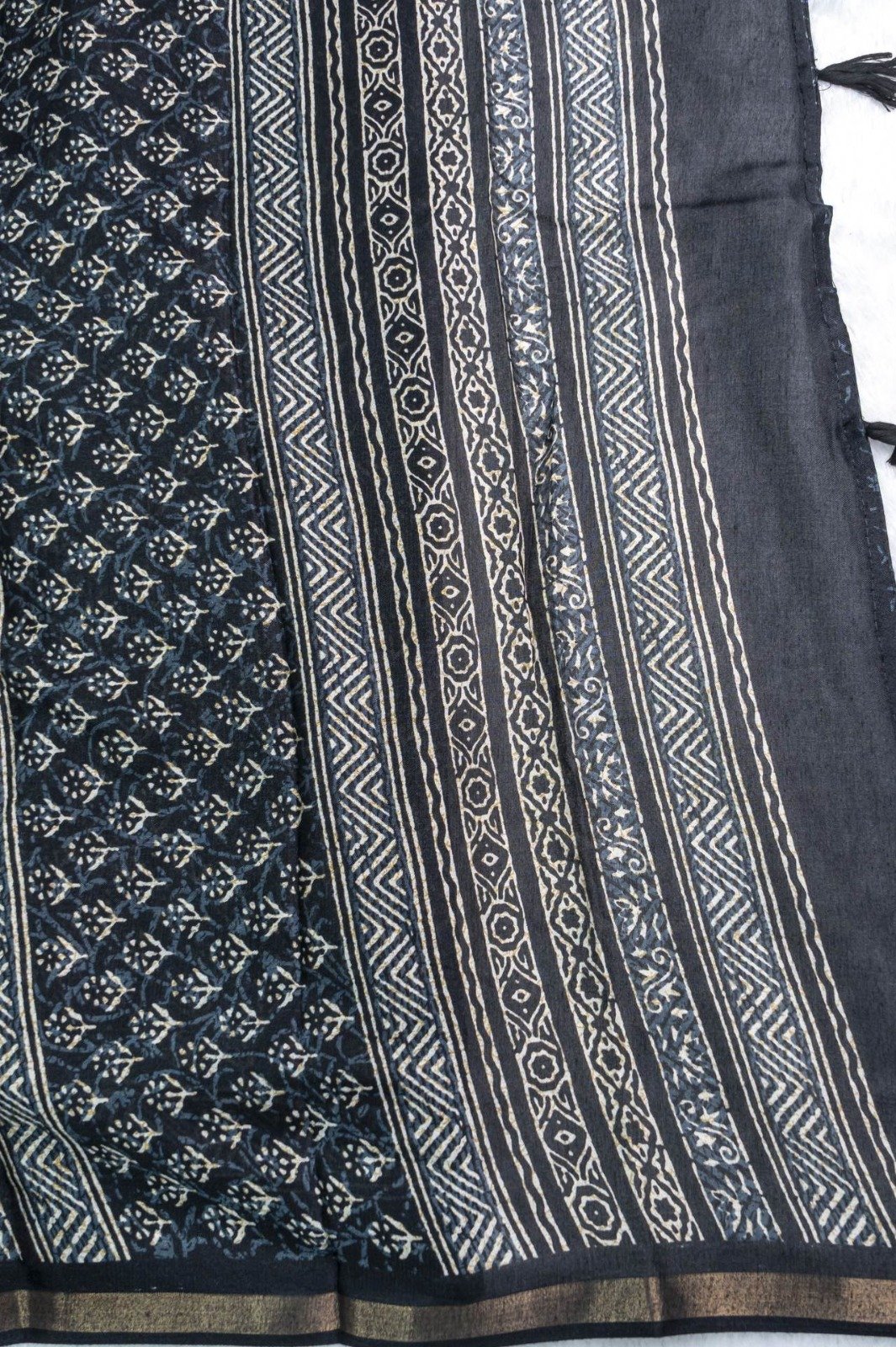 Mul Cotton Saree | VKSH0280b - Image 2