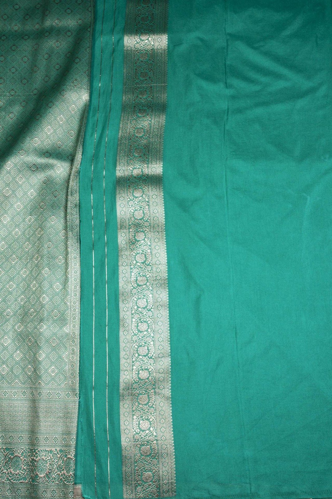 Banarasi Silk Jaal Saree| VKSH0104c - Image 3