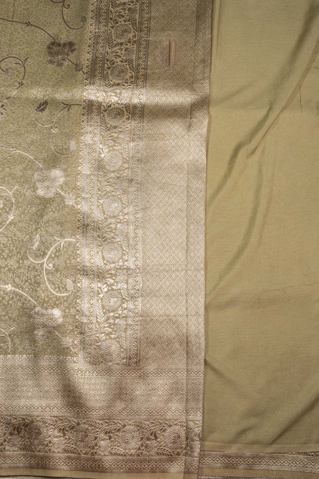 Banarasi Silk Jaal Saree | VKSH0104h - Image 3