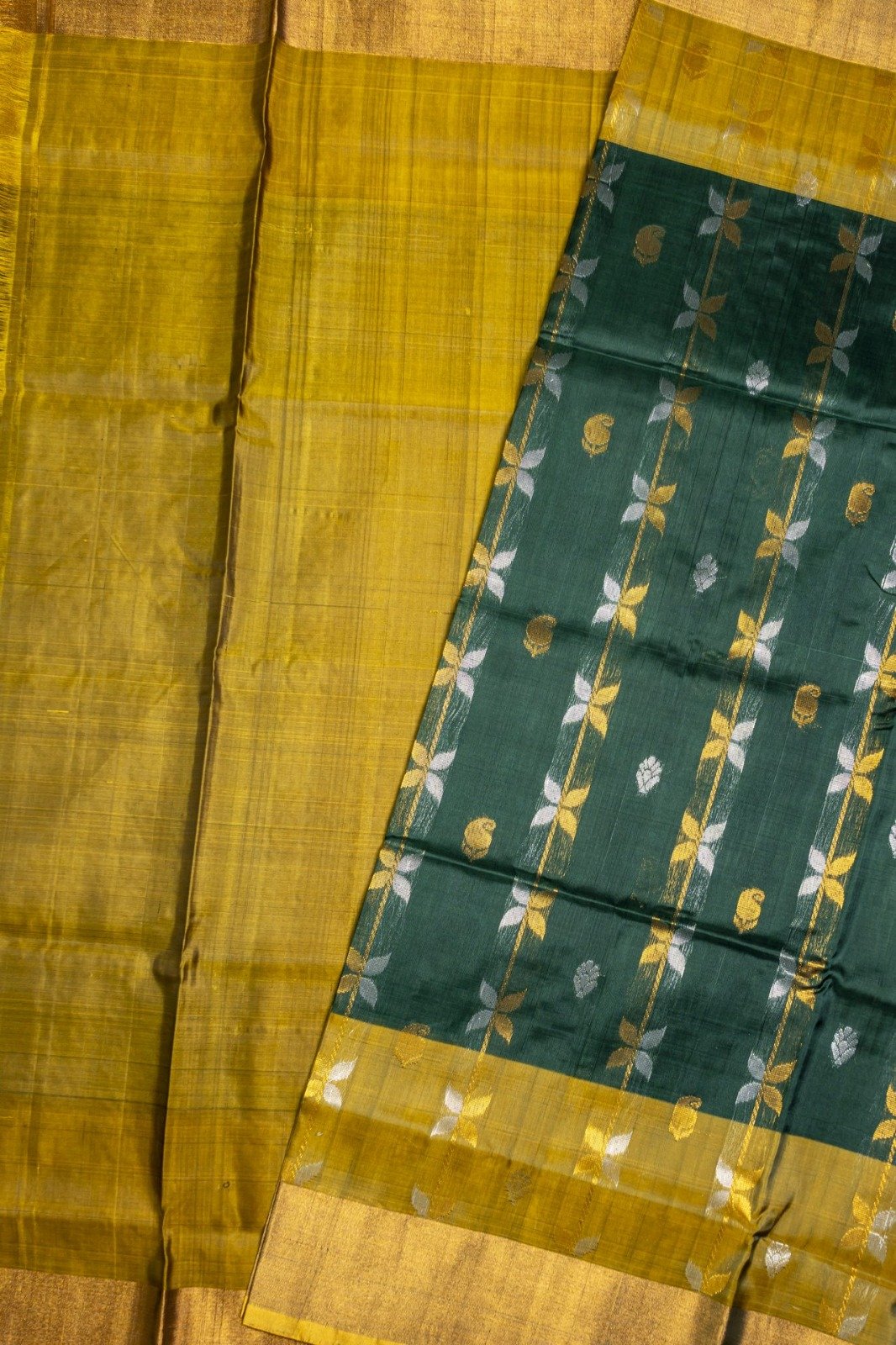 Pure Uppada Silk Saree | VKSH0386a - Image 3