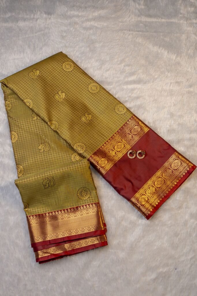 Vintage Semi Kanchipuram Silk Saree | VKSH0451