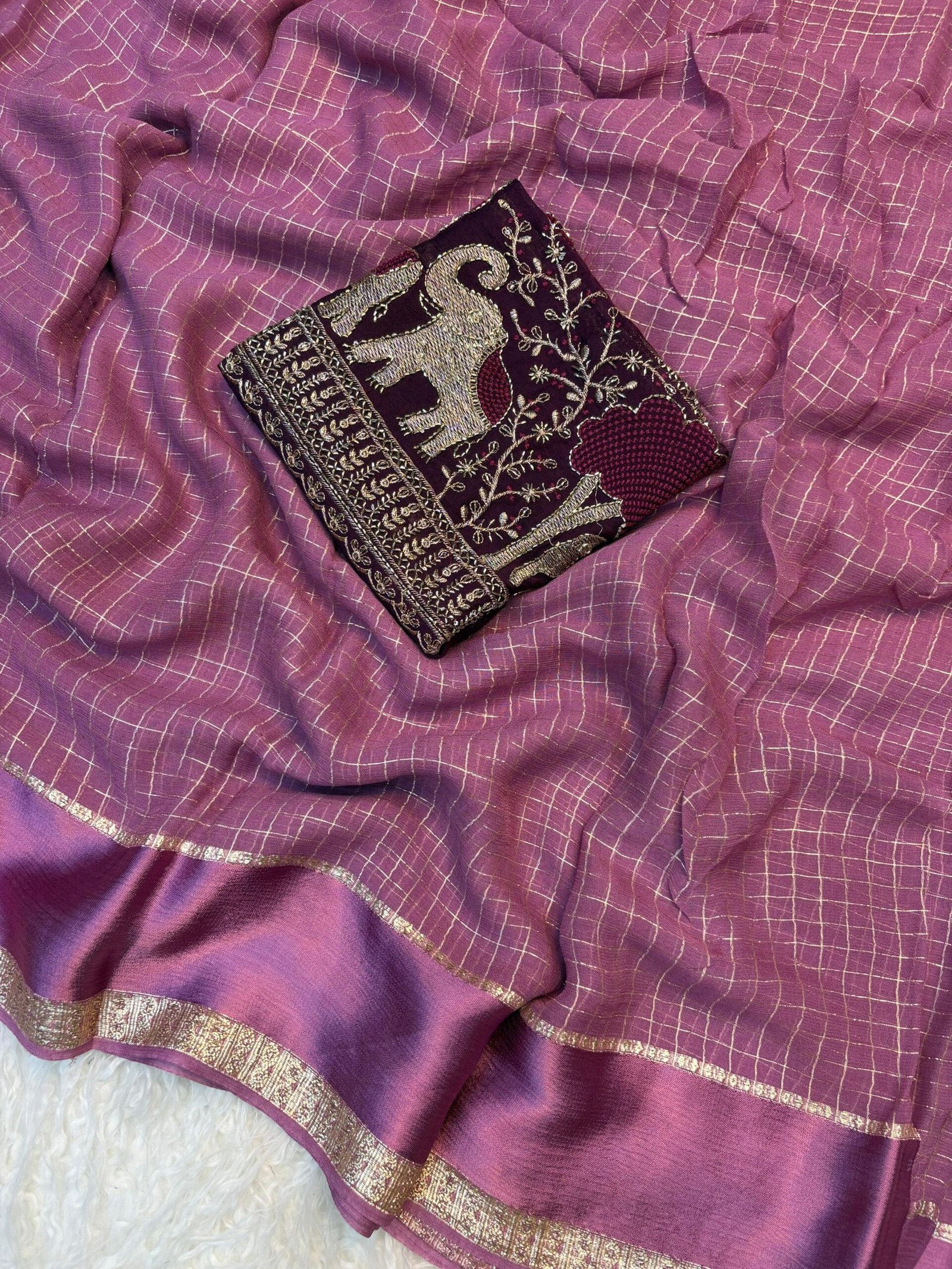 Viscose Georgette Checks Saree | VKSH0349c - Image 2